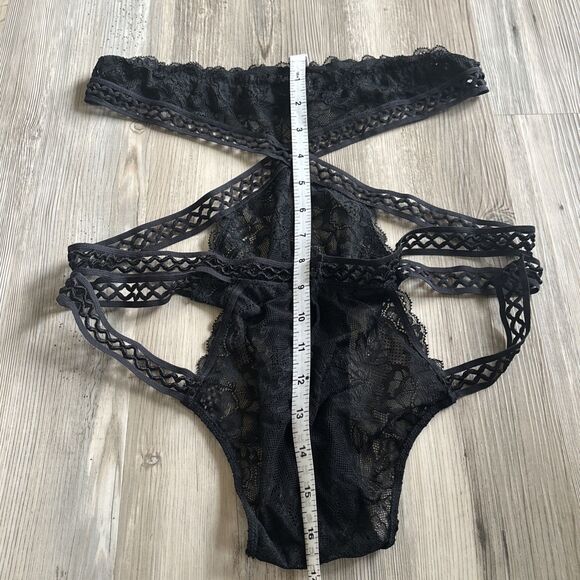 Adore Me Zig Zag Criss Cross Lace Lingerie NWOT Size xL - Picture 7 of 10